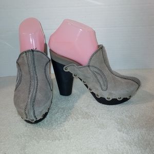 Flogg Ash Diana Suede Clog size 7.5